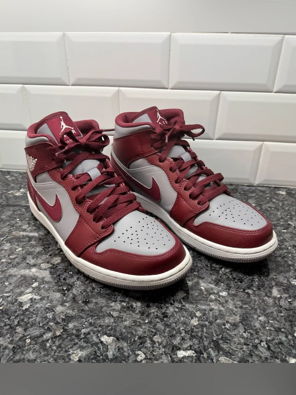 Air Jordan 1 Mid